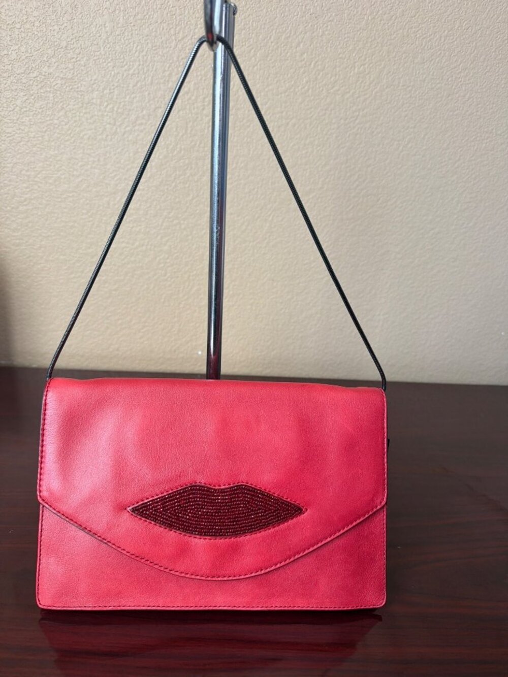 Banana Republic L’Wren Scott Red Beaded Lips Shoulder Bag Clutch Purse NEW - Picture 2 of 11